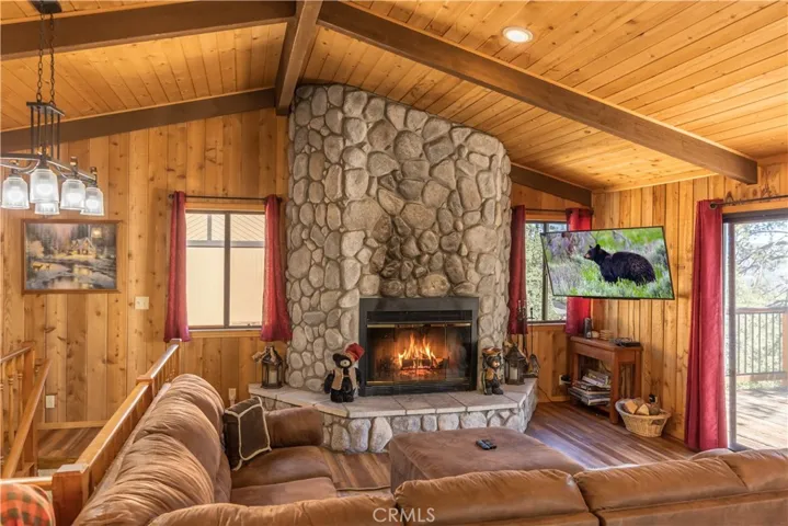 1414 Klamath, Big Bear, California 92314