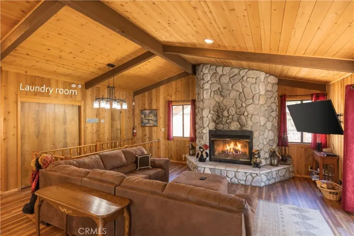 1414 Klamath, Big Bear, California 92314