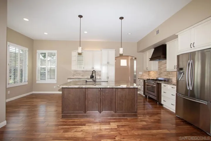 13649 Shoal Summit, San Diego, California 92128