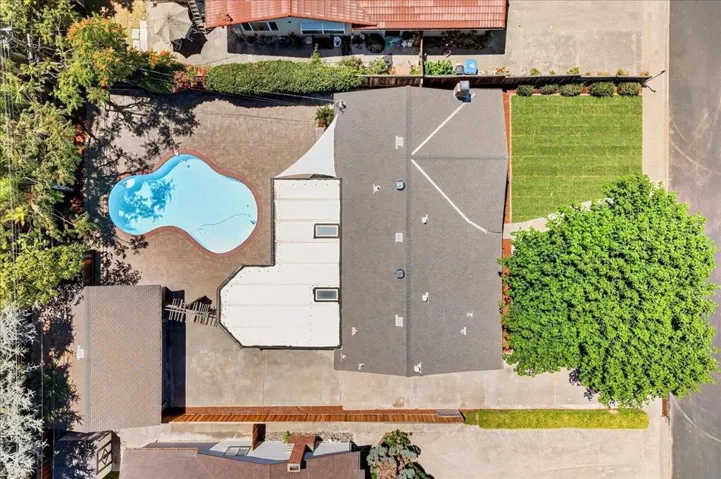 2130 Roenoke Way, San Jose, California 95128