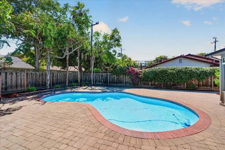 2130 Roenoke Way, San Jose, California 95128