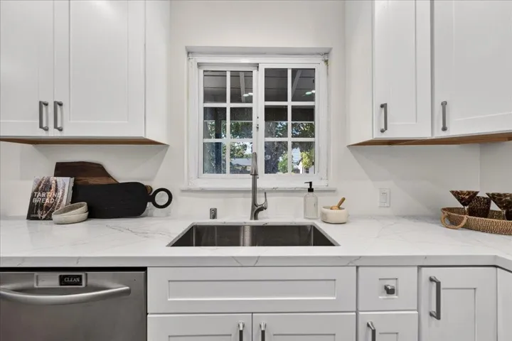2130 Roenoke Way, San Jose, California 95128