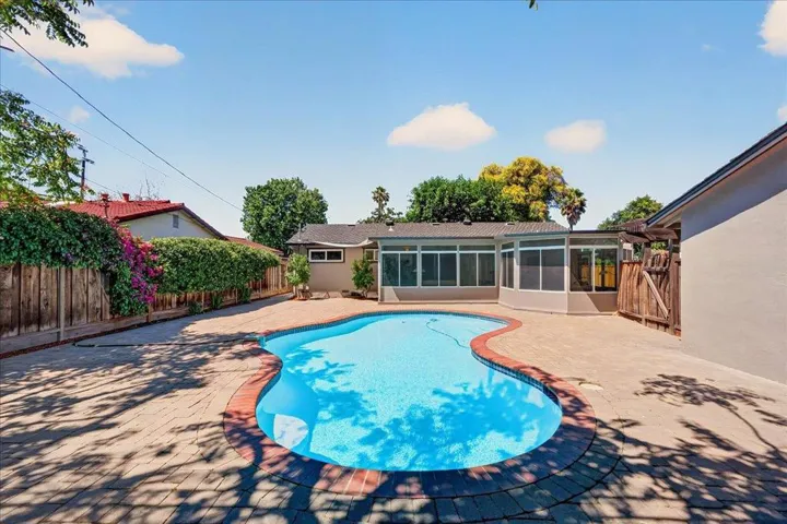 2130 Roenoke Way, San Jose, California 95128