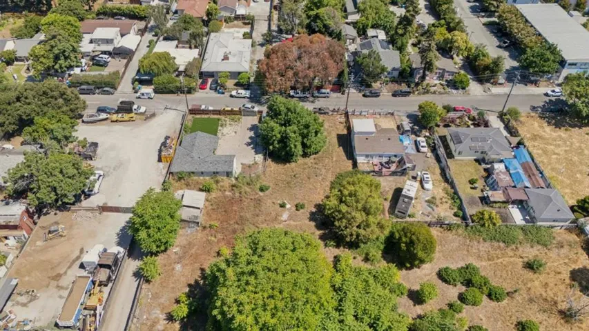 990 Garden Street, East Palo Alto, California 94303
