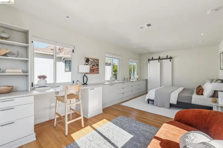 758 61st St, Oakland, California 94609