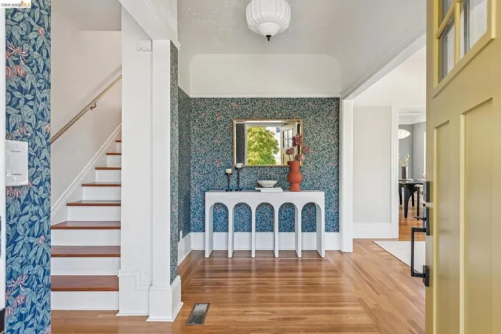 758 61st St, Oakland, California 94609