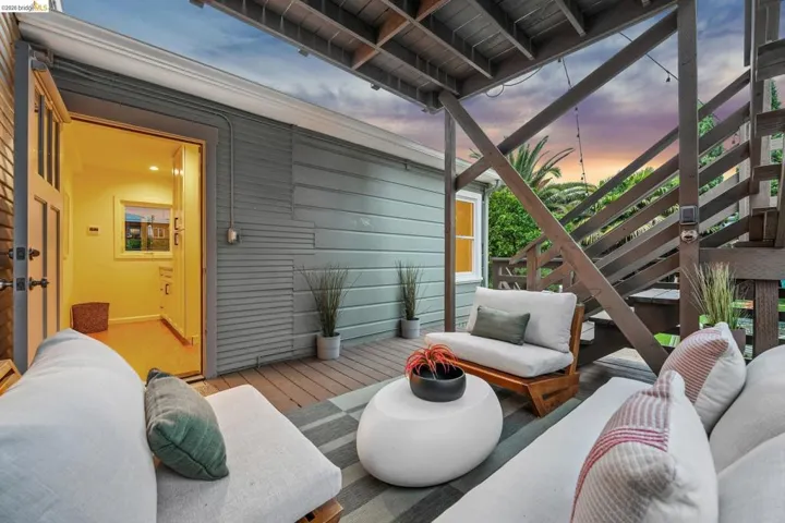 758 61st St, Oakland, California 94609
