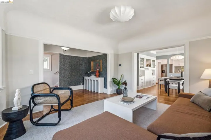 758 61st St, Oakland, California 94609