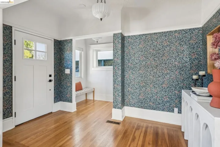 758 61st St, Oakland, California 94609