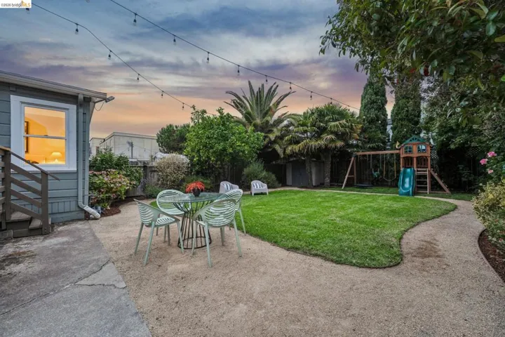 758 61st St, Oakland, California 94609