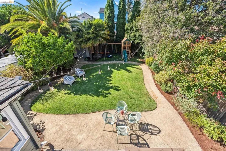 758 61st St, Oakland, California 94609