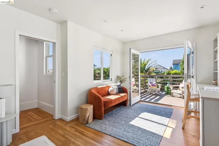 758 61st St, Oakland, California 94609