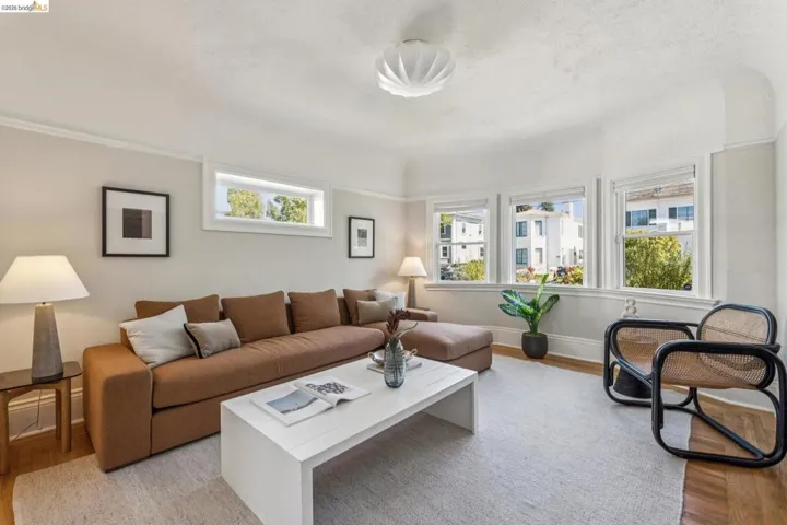 758 61st St, Oakland, California 94609