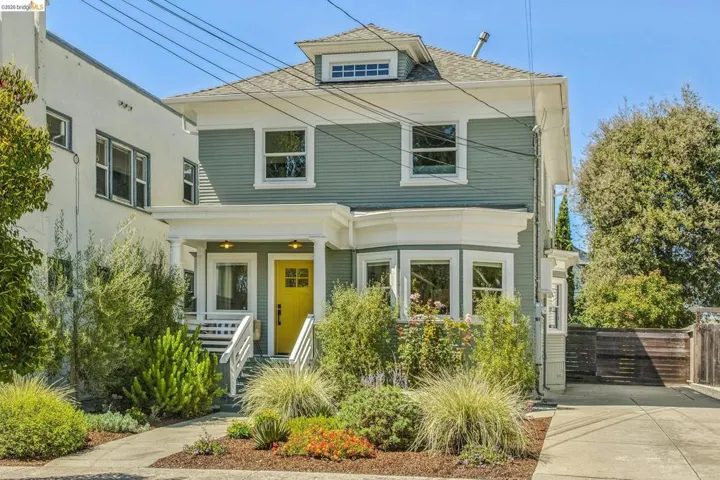 758 61st St, Oakland, California 94609