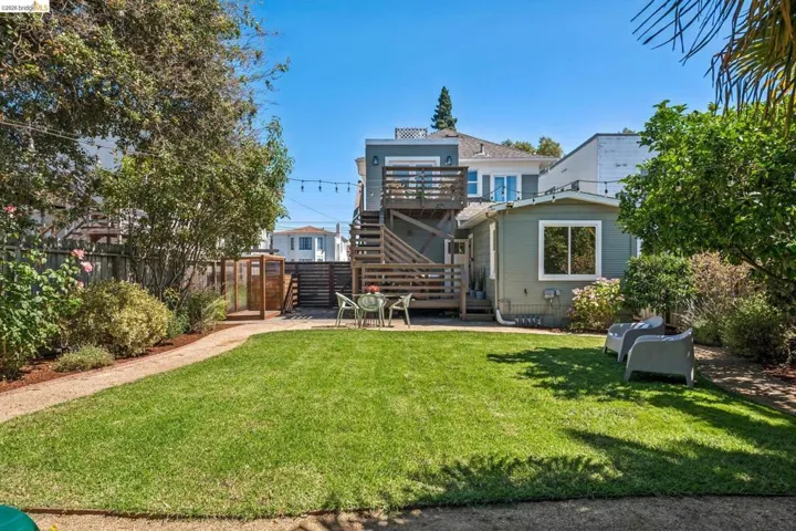 758 61st St, Oakland, California 94609