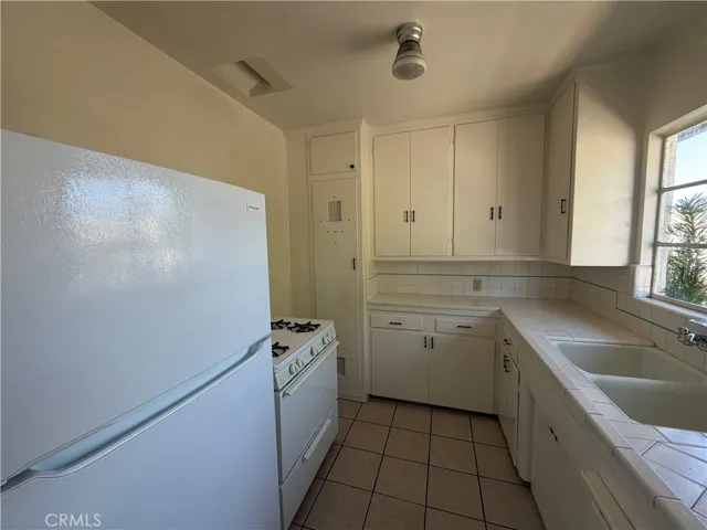 20 W Grand F, Alhambra, California 91801