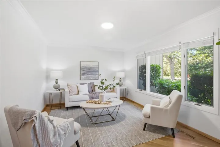 10043 Long Oak Lane, Cupertino, California 95014