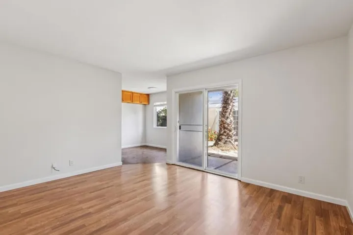 1061 Alma Street, Palo Alto, California 94301