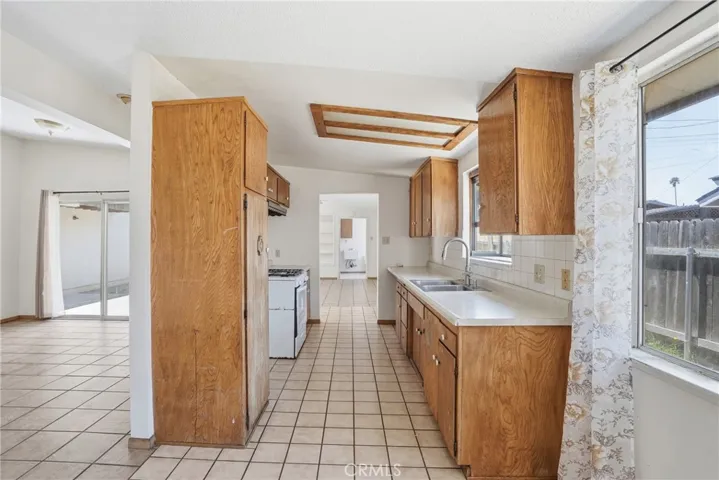 316 E Orchard, Santa Maria, California 93454