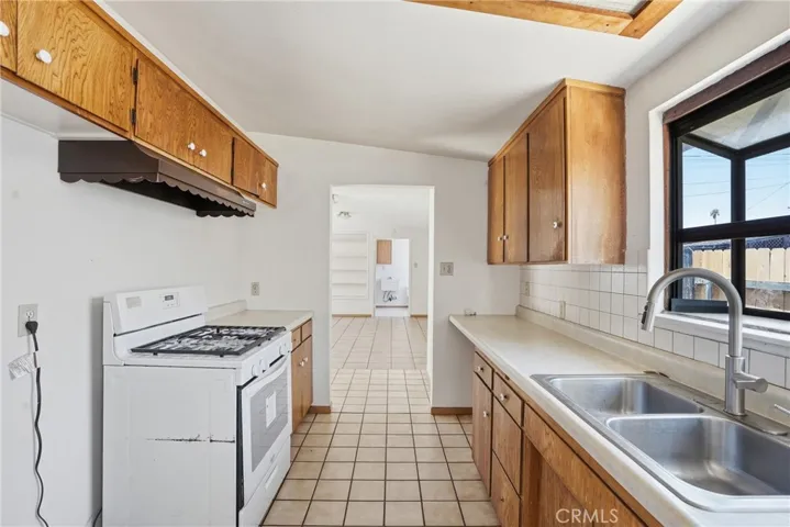 316 E Orchard, Santa Maria, California 93454