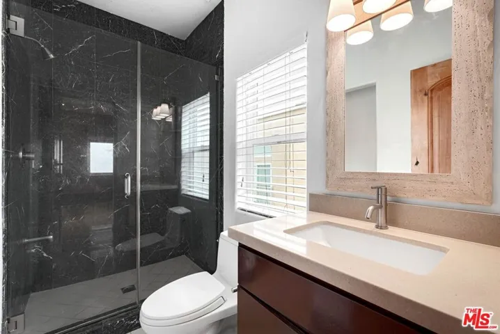 1743 S Barrington Avenue, Los Angeles, California 90025