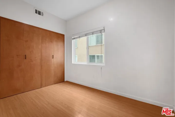 1743 S Barrington Avenue, Los Angeles, California 90025