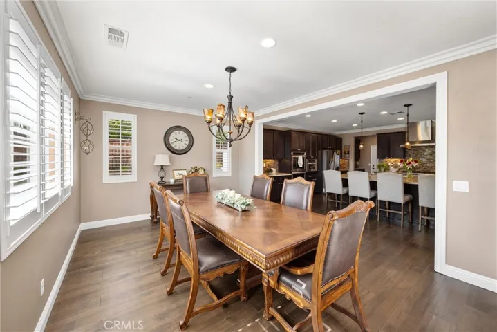 Dining room to kitchen.