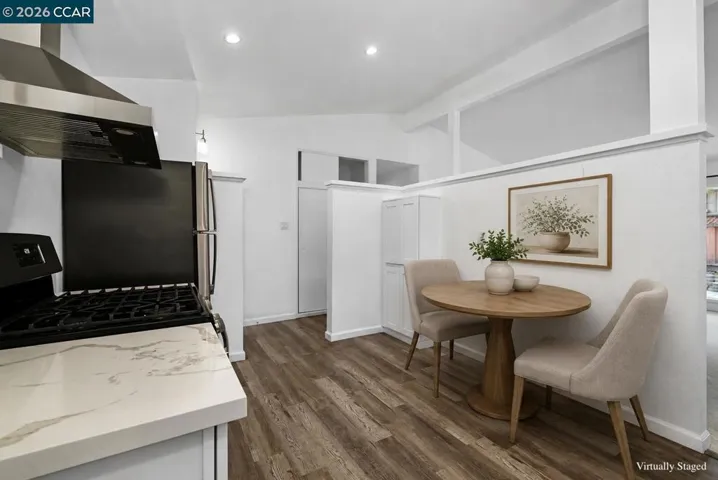 Virtually Enhanced Staging