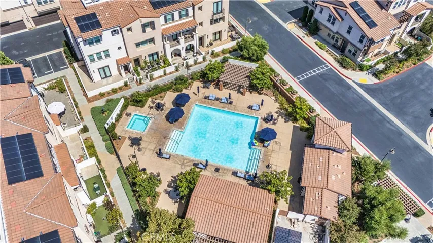 601 W Foothill Blvd 71, Glendora, California 91741