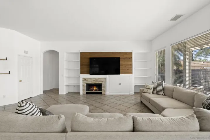 26831 Talbot St, Murrieta, California 92563