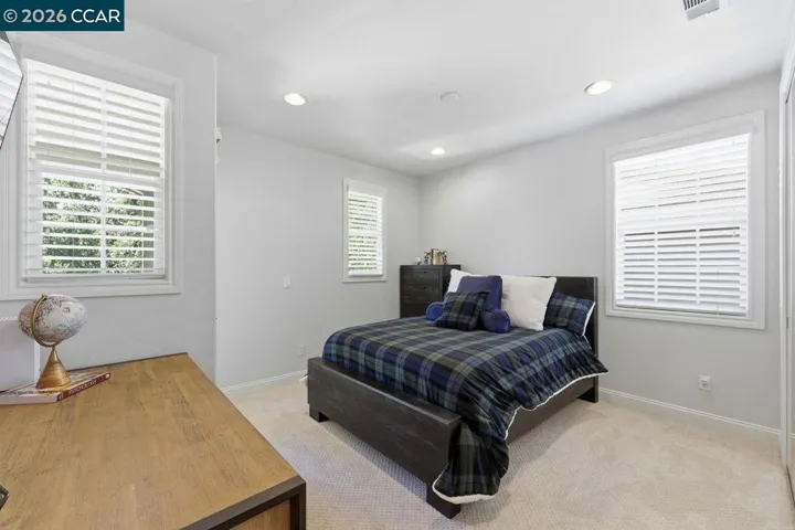 Upstairs Bedroom 1