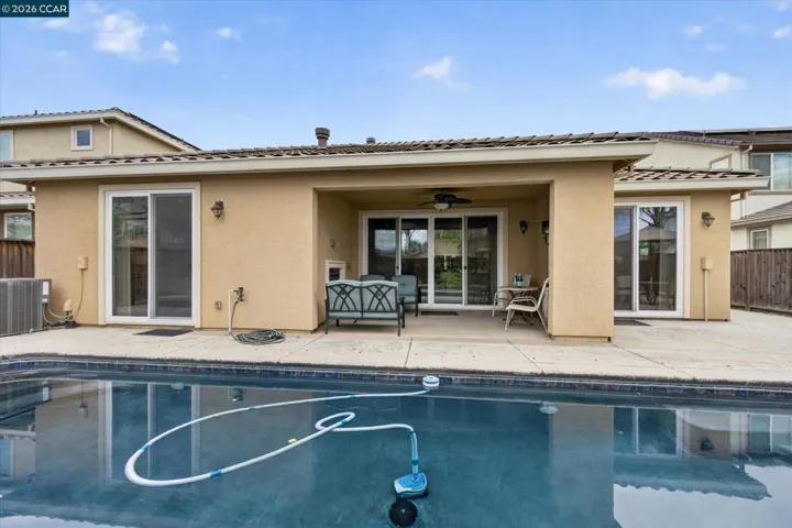 8023 Westport Cir, Discovery Bay, California 94505