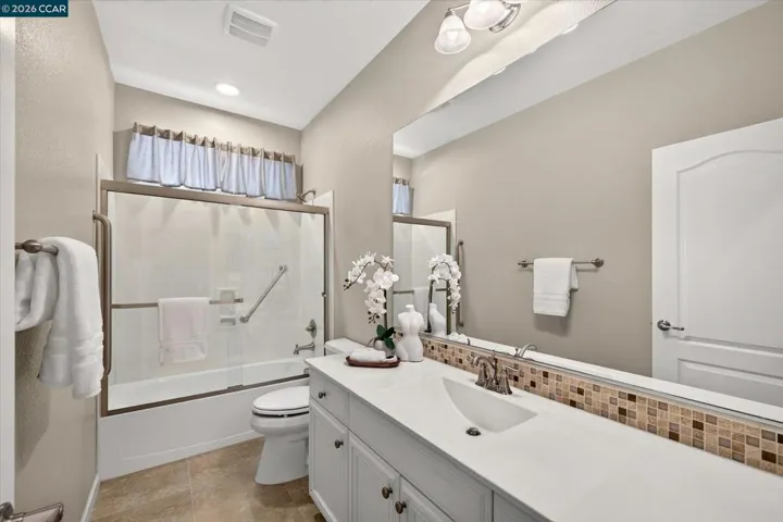 8023 Westport Cir, Discovery Bay, California 94505