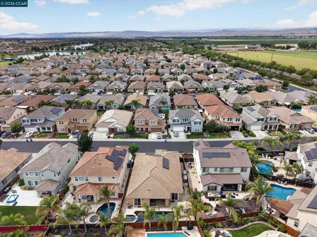 8023 Westport Cir, Discovery Bay, California 94505