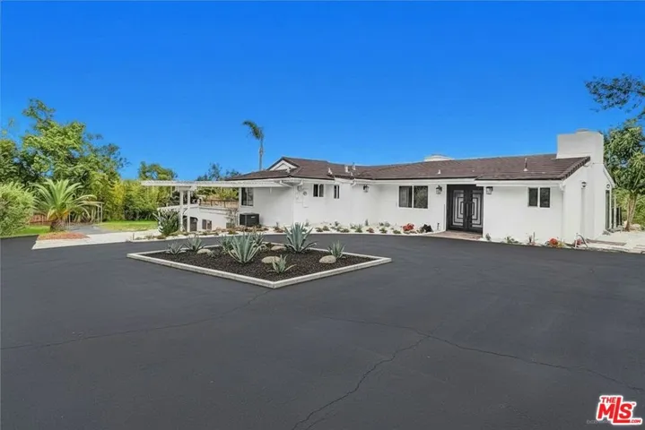 222 El Cielo Lane, Bradbury, California 91008