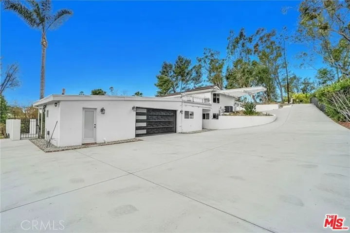 222 El Cielo Lane, Bradbury, California 91008