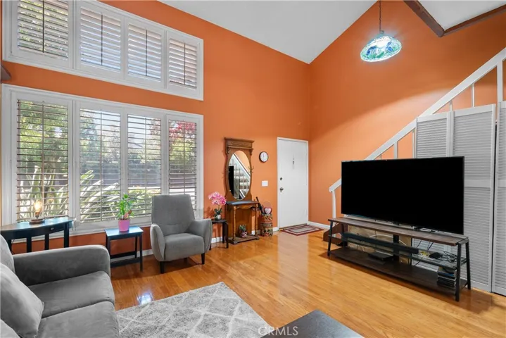 16745 Vanowen, Los Angeles, California 91406