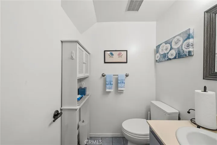 16745 Vanowen, Los Angeles, California 91406