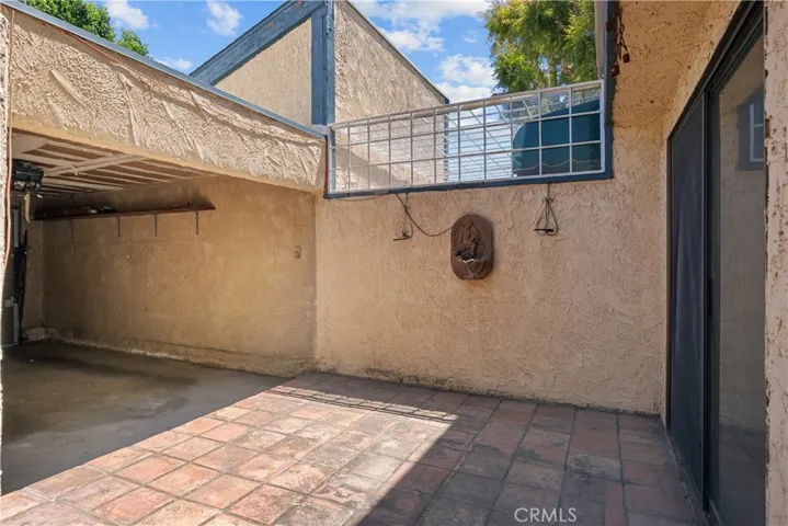 16745 Vanowen, Los Angeles, California 91406