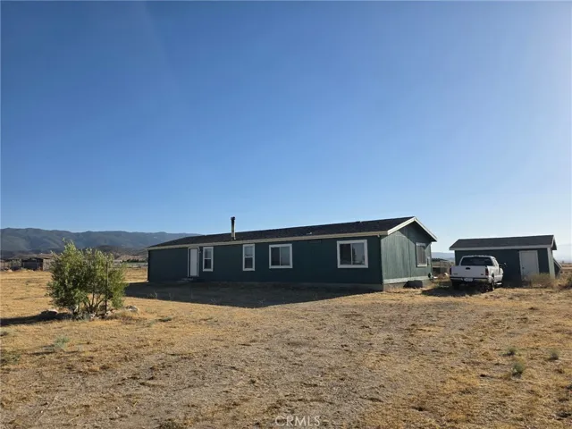 49645 Three Points Road, Lancaster, California 93536