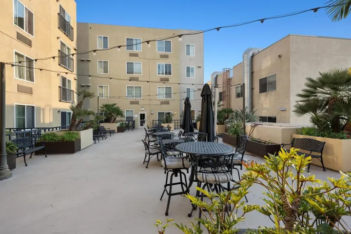 1970 Columbia Street 203, San Diego, California 92101