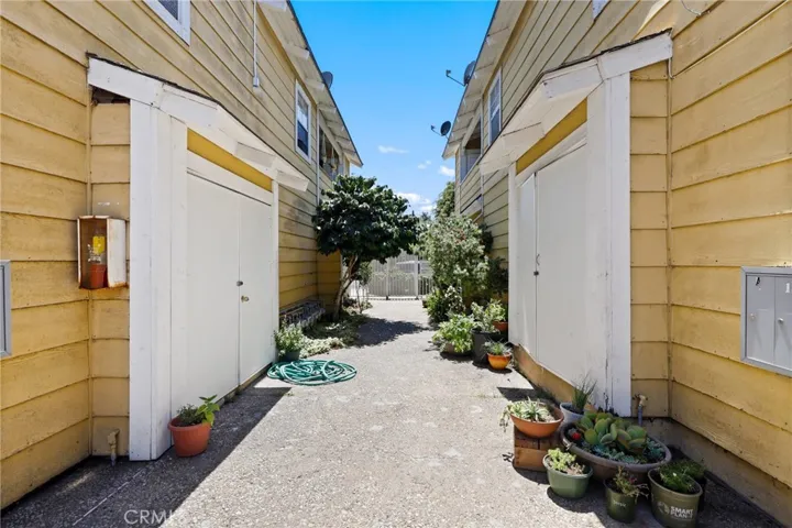 711 N Lacy Street D, Santa Ana, California 92701