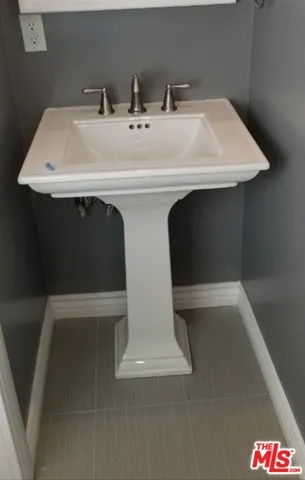 half bathrom