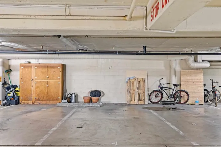 1830 Thomas Avenue 2f, San Diego, California 92109