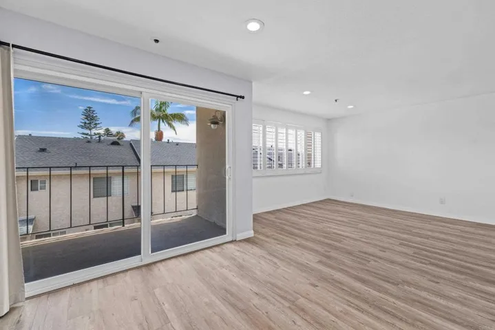 1830 Thomas Avenue 2f, San Diego, California 92109