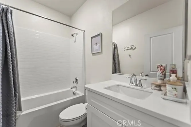 22719 Harmony, Saugus, California 91350
