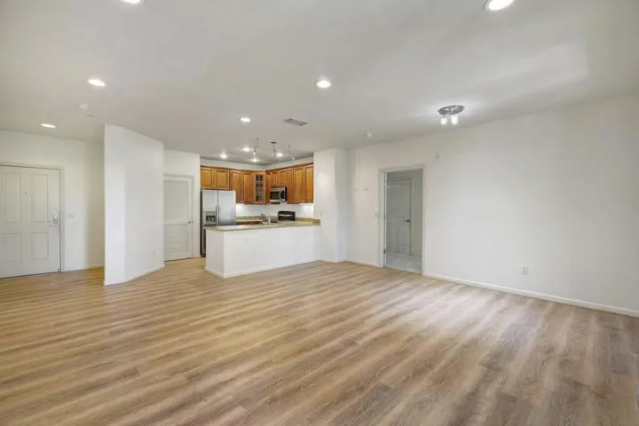 1445 Fruitdale Avenue 321, San Jose, California 95128