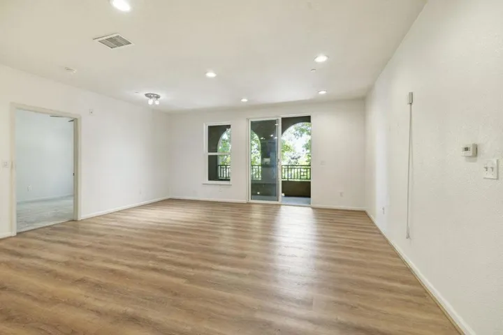 1445 Fruitdale Avenue 321, San Jose, California 95128