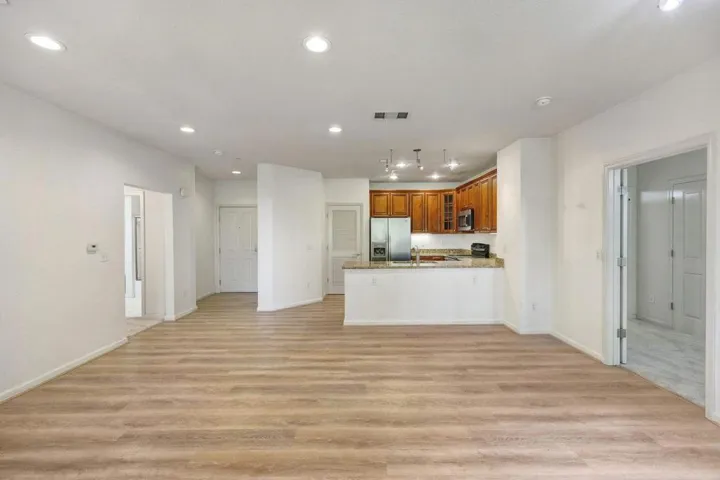 1445 Fruitdale Avenue 321, San Jose, California 95128