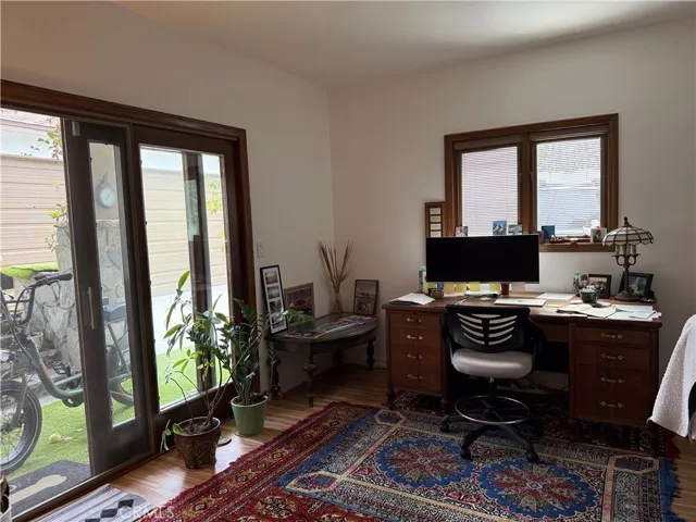 857 6th, Manhattan Beach, California 90266